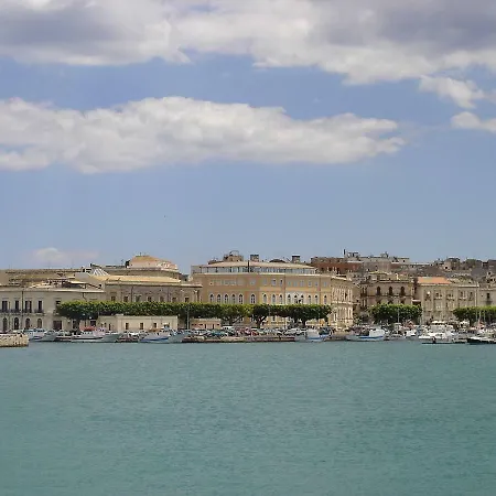 Eleven Hébergement de vacances Syracuse